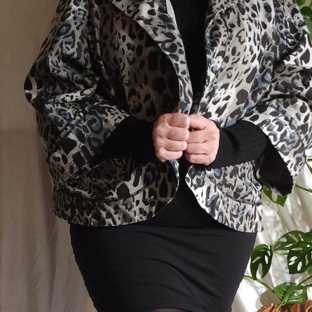 Denim Snow Leopard Open Front Jacket 4x - Picture 12 of 13